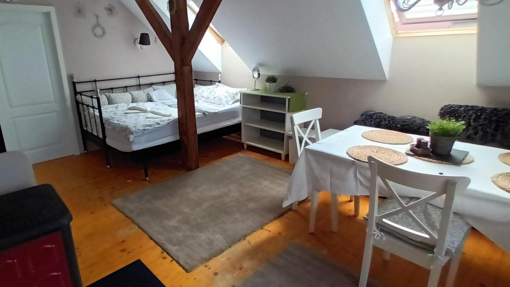 Apartmany Pod Putimskou Branou Piosek Zewnętrze zdjęcie