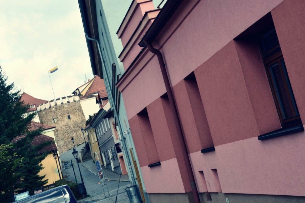 Apartmany Pod Putimskou Branou Piosek Zewnętrze zdjęcie
