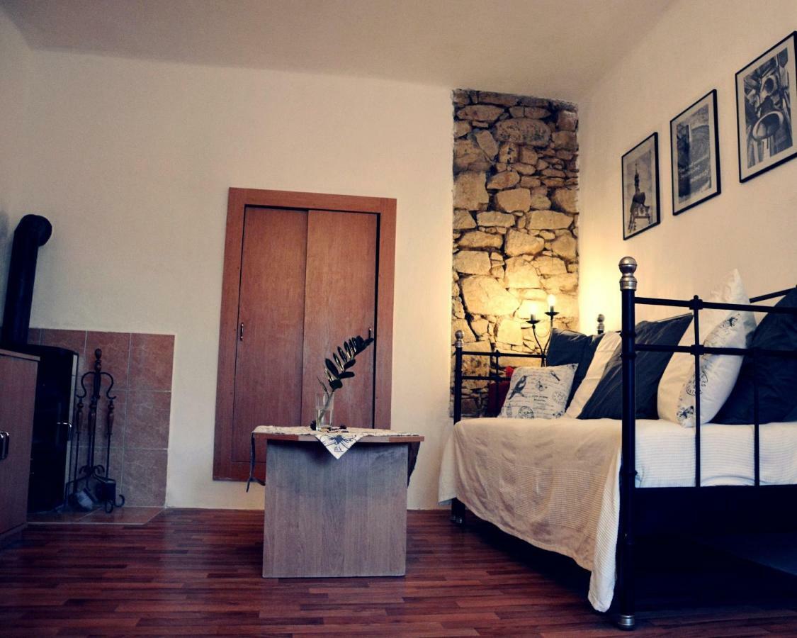 Apartmany Pod Putimskou Branou Piosek Zewnętrze zdjęcie